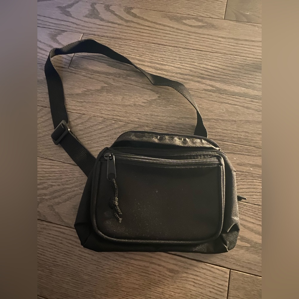 Fanny pack